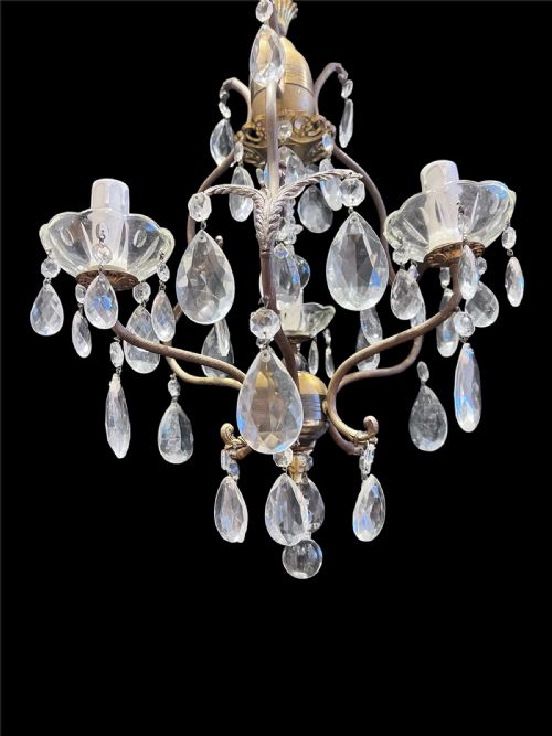 A THREE LIGHT ITALIAN ANTIQUE CHANDELIER - ADDITIONAL PHOTO 4