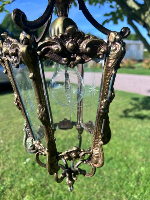 FRENCH BRASS SINGLE LIGHT HALL ANTIQUE LANTERN - ADDITIONAL PHOTO 4
