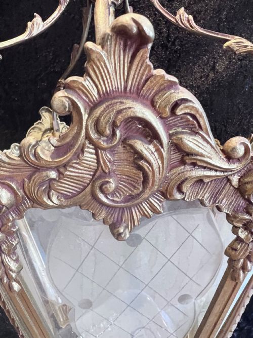 AN ANTIQUE SINGLE LIGHT BRASS ROCOCO FRENCH LANTERN - ADDITIONAL PHOTO 7