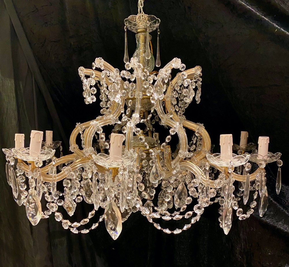 A Wonderful Italian Ten Light Italian Marie Theresa Chandelier.