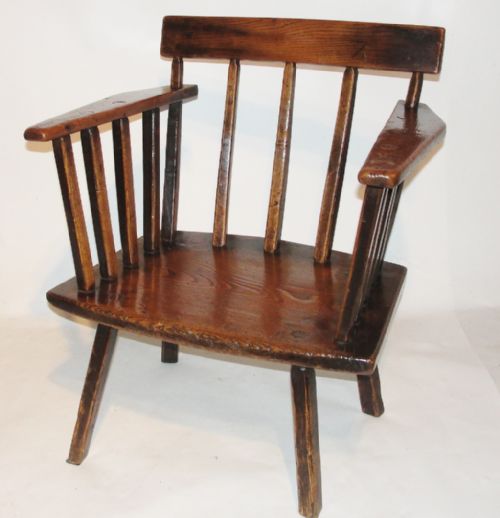 Primitive Welsh Elm Windsor Chair. Circa 1780