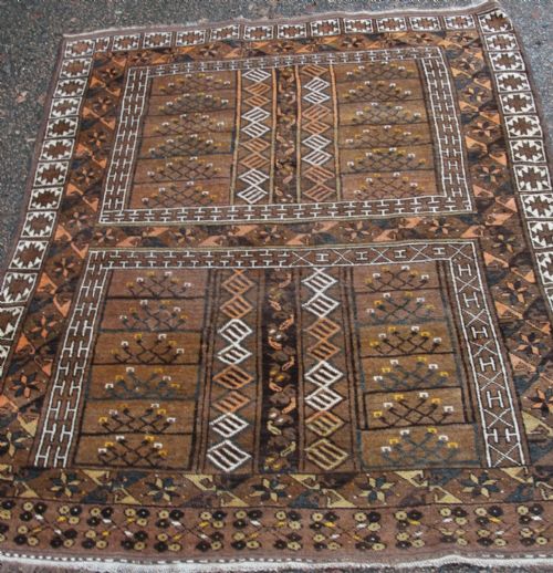 Esari Turkoman Ensi Large Rug. Circa 1920