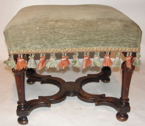 18th. Century French Provincial Oak Stool. Circa 1720