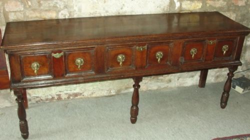 Jacobean Oak Dresser Board. Circa 1680