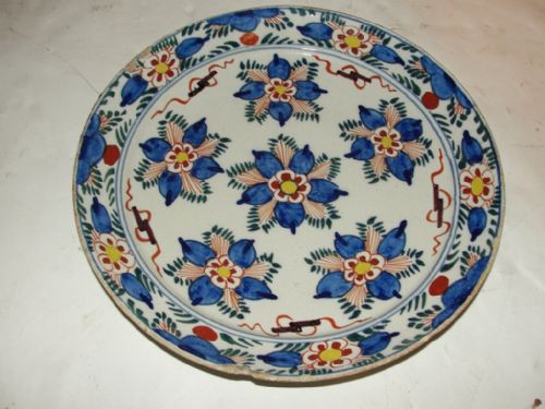 Dutch Delft Polychrome Plate. Circa 1780
