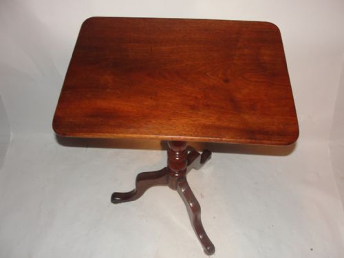 Georgian Mahogany Tripod Table. Circa 1820