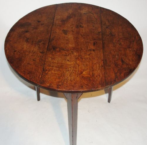 Georgian Oak Cricket Table. Circa 1760