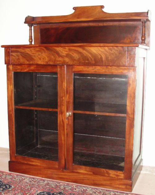 Regency Mahogany Chiffoniere. Circa 1825