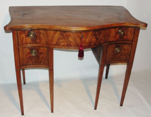Georgian Mahogany Small Sideboard. Circa 1785