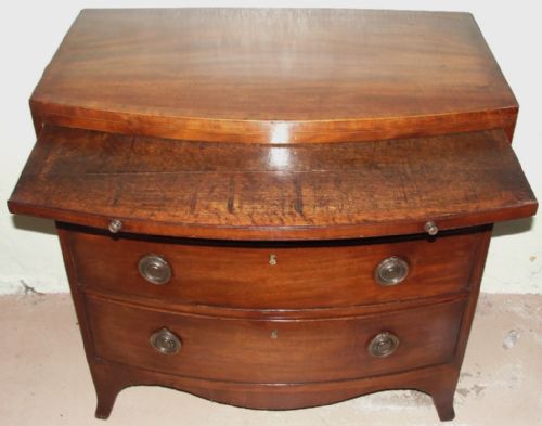 Small Georgian Bow Chest with Slide. Circa 1810