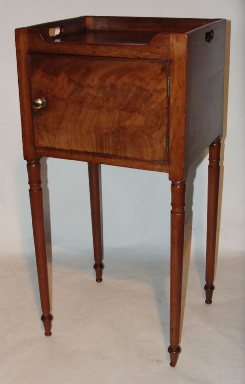 Georgian Mahogany Bedside Cabinet. Circa 1810
