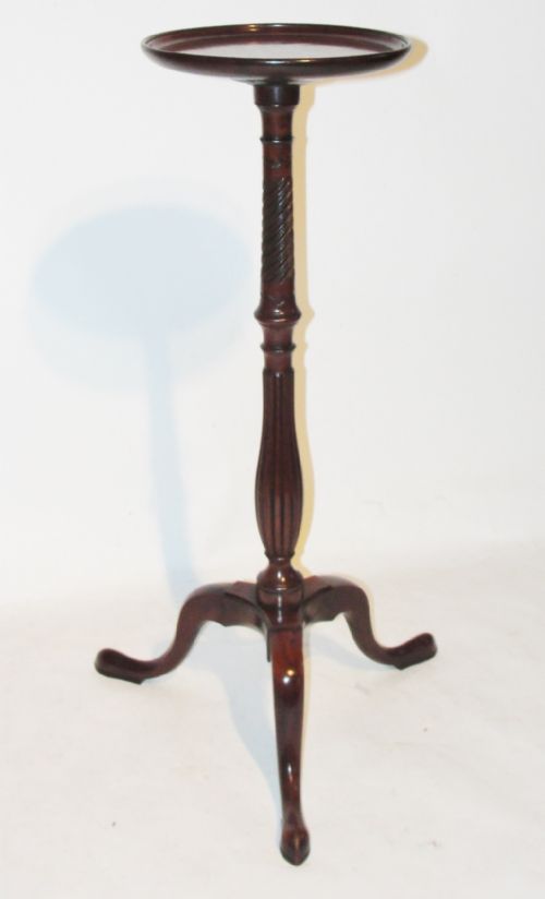 Georgian Mahogany Candlestand. Circa 1765