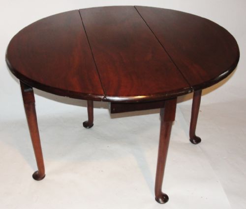 Georgian Cuban Mahogany Dining Table. Circa 1765