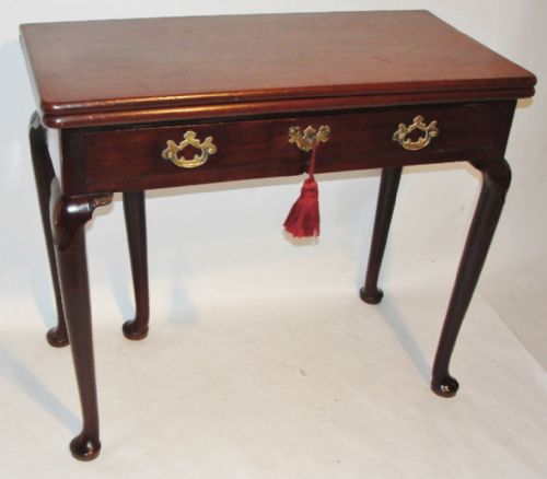 #Georgian Red Walnut Cabriole Leg Tea Table. Circa 1750