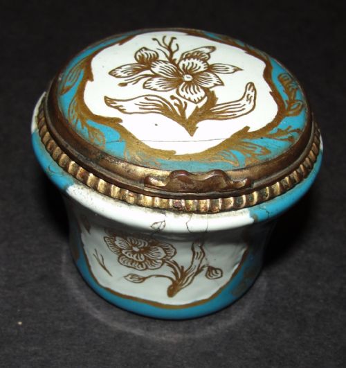French Porcelain Patch Box. Circa 1870