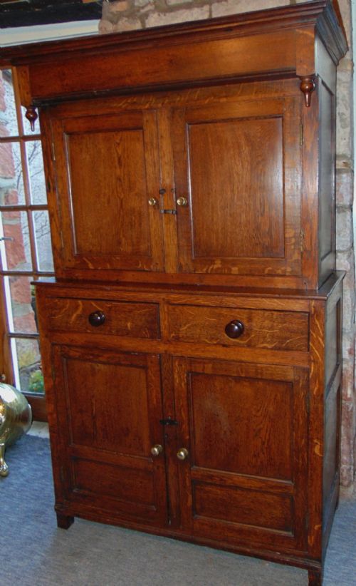 Small Georgian Oak Court Cupboard. Circa 1770
