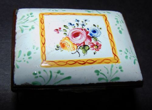 Georgian Bilston Enamel Patch Box. Circa 1780