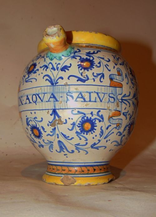 18th Century Italian Majolica Drug Jar. Circa 1720