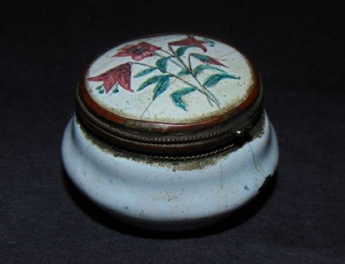 Georgian Bilston Enamel Patch Box. Circa 1775