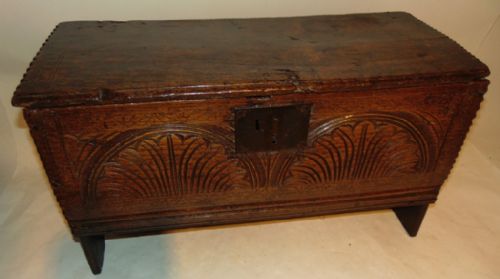 Small Early Oak Six Plank Coffer. Circa 1690