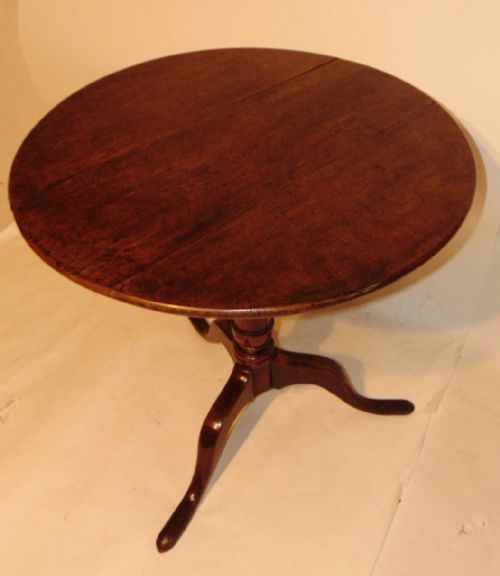 Georgian Oak Tripod Table. Circa 1780