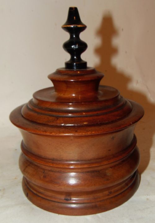 Georgian Mahogany Tobacco Box. Circa 1820