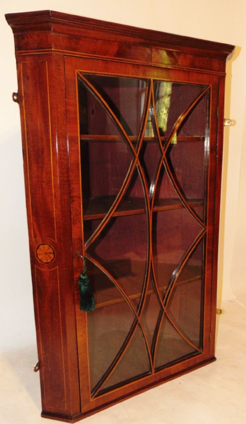 Scottish Georgian Mahogany Corner Cabinet Circa 1795