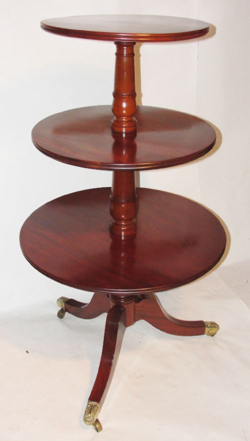 Scottish Georgian Mahogany Dumb Waiter. Circa 1820