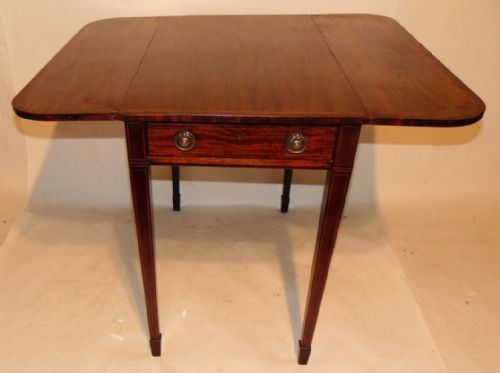Georgian Mahogany Pembroke Table. Circa 1790