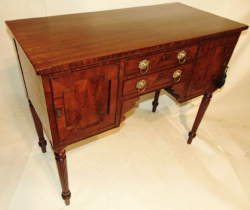 Small Georgian Mahogany Sideboard. Circa 1825