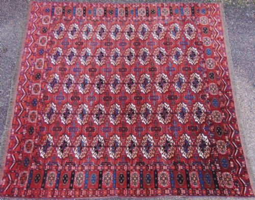Antique Tekke Turkoman Carpet. Circa 1910
