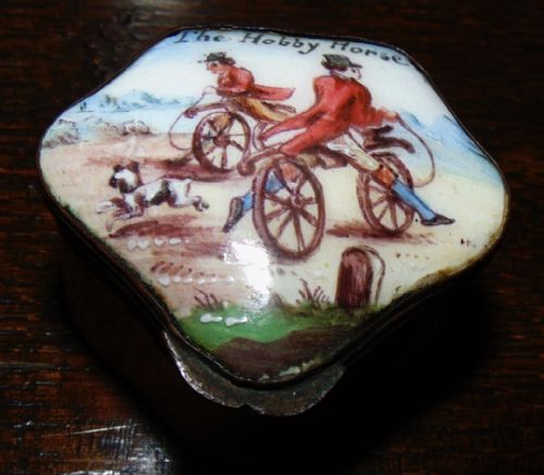 Georgian Bilston Enamel Patch Box. Circa 1780