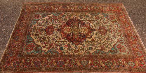 Antique Persian Ispahan Large Rug. Circa 1910