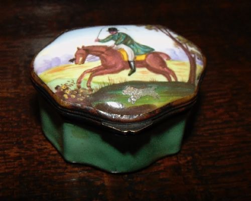 Georgian Bilston Enamel Patch Box Circa 1780