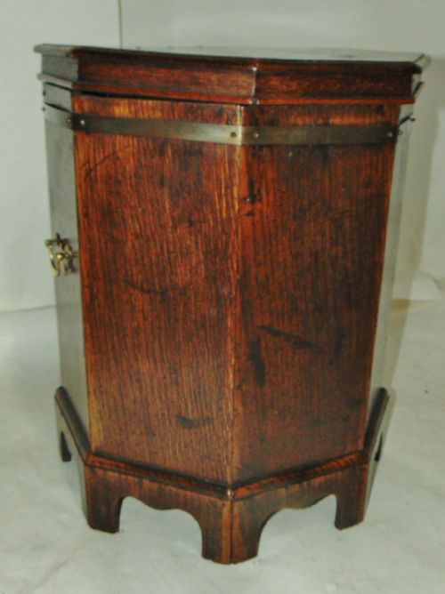 Georgian Oak Close Stool Circa 1740