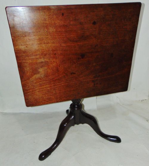 Scottish George III Cuban Mahogany Tripod Table Circa 1760