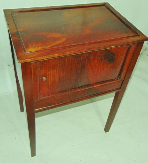 Georgian Mahogany Bedside Cabinet Circa 1800