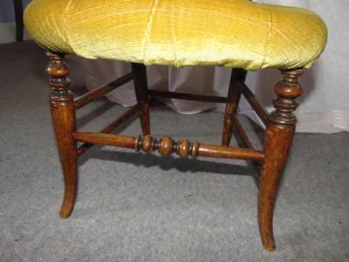 VICTORIAN WALNUT CHILD'S CHAIR CIRCA 1845 - ADDITIONAL PHOTO 2