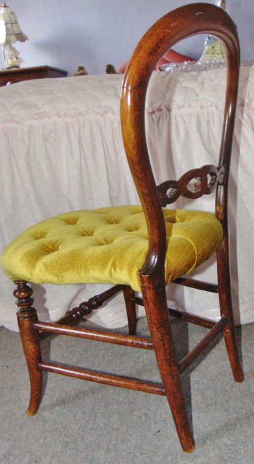 VICTORIAN WALNUT CHILD'S CHAIR CIRCA 1845 - ADDITIONAL PHOTO 3