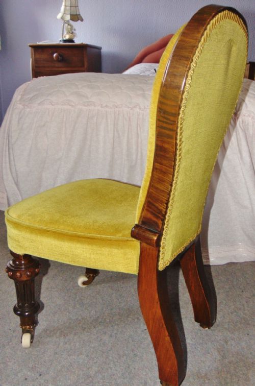 VICTORIAN WALNUT CHILD'S CHAIR CIRCA 1880 - ADDITIONAL PHOTO 2