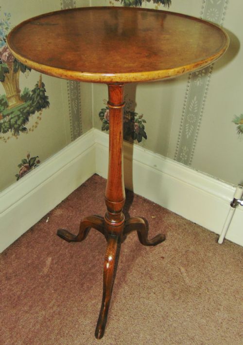 Georgian Elm Tripod Table Circa 1775