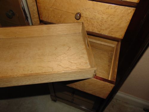 REGENCY MAPLE WELLINGTON CHEST CIRCA 1825 - ADDITIONAL PHOTO 3