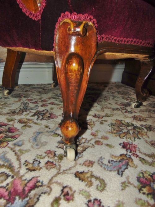 VICTORIAN WALNUT FRAMED EASY CHAIR CIRCA 1850 - ADDITIONAL PHOTO 2