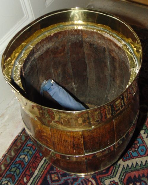 VICTORIAN OAK STICK BARREL CIRCA 1860 - ADDITIONAL PHOTO 1