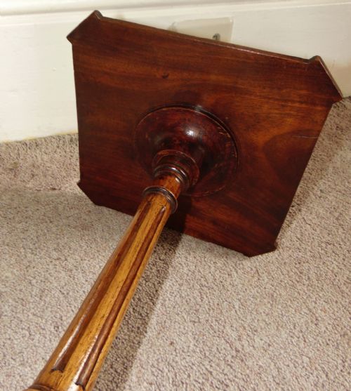 DUTCH MAHOGANY TORCHERE CIRCA 1790 - ADDITIONAL PHOTO 3