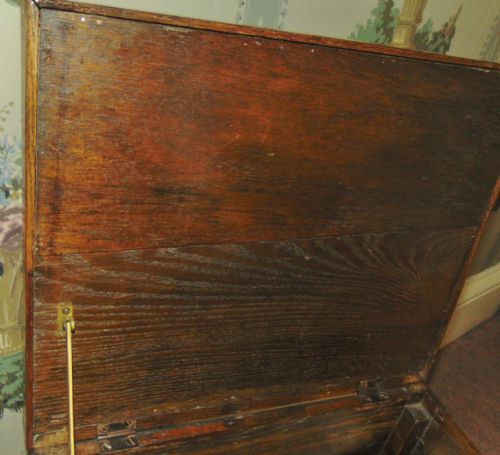 GEORGE II OAK COMMODE STOOL CIRCA 1745 - ADDITIONAL PHOTO 3