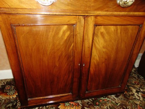 SCOTTISH GEORGIAN MAHOGANY CHIFFONIERE CIRCA 1820 - ADDITIONAL PHOTO 2
