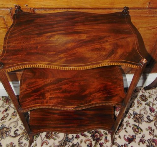 FINE EDWARDIAN MAHOGANY ETAGERE CIRCA 1900 - ADDITIONAL PHOTO 1