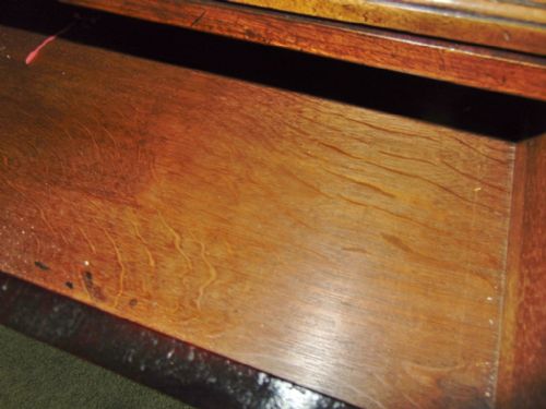 GEORGE II SOLID WALNUT BACHELOR CHEST CIRCA 1740 - ADDITIONAL PHOTO 2