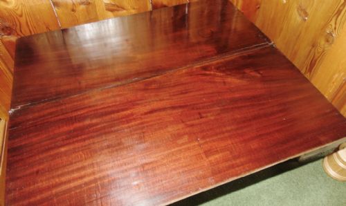 GEORGE II SOLID WALNUT BACHELOR CHEST CIRCA 1740 - ADDITIONAL PHOTO 4